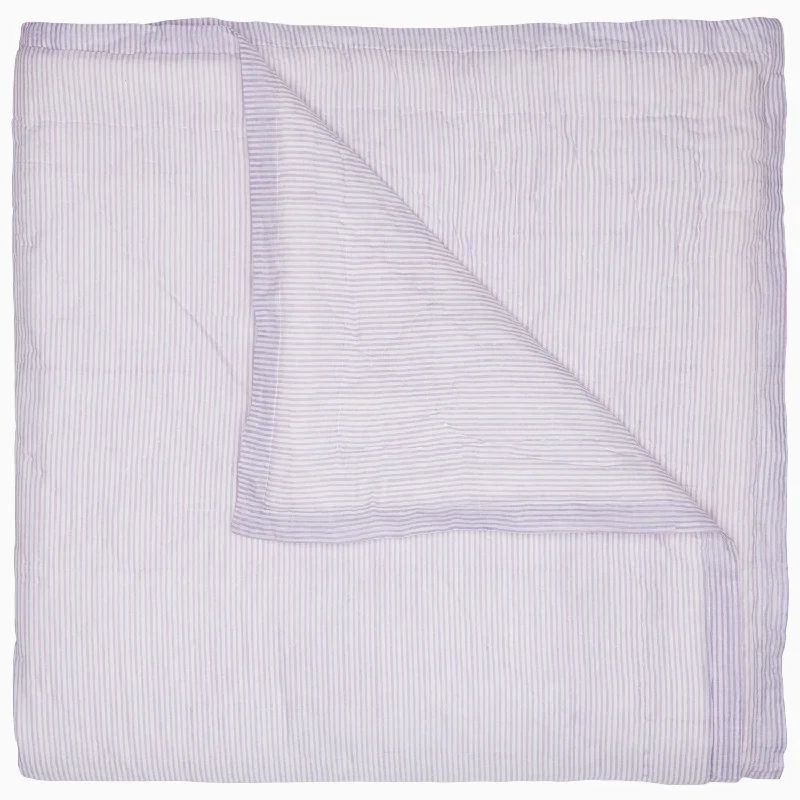 Plush Pillows for a Cozy BedNandi Lavender Quilt