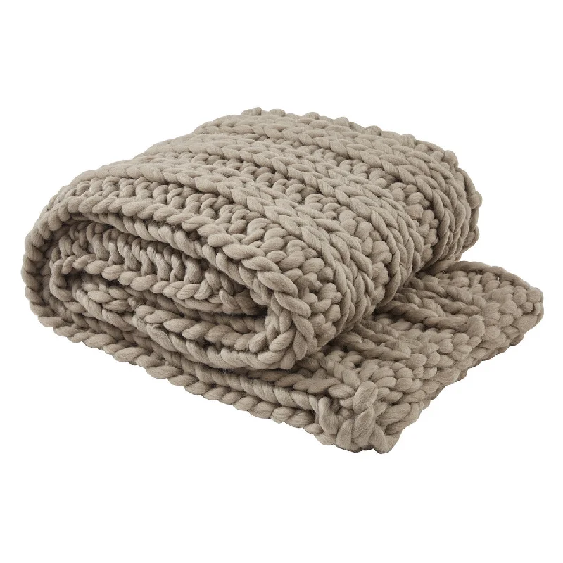 Linen blankets with a rustic and textured lookChunky Ribbed Knit Throw - Mushroom