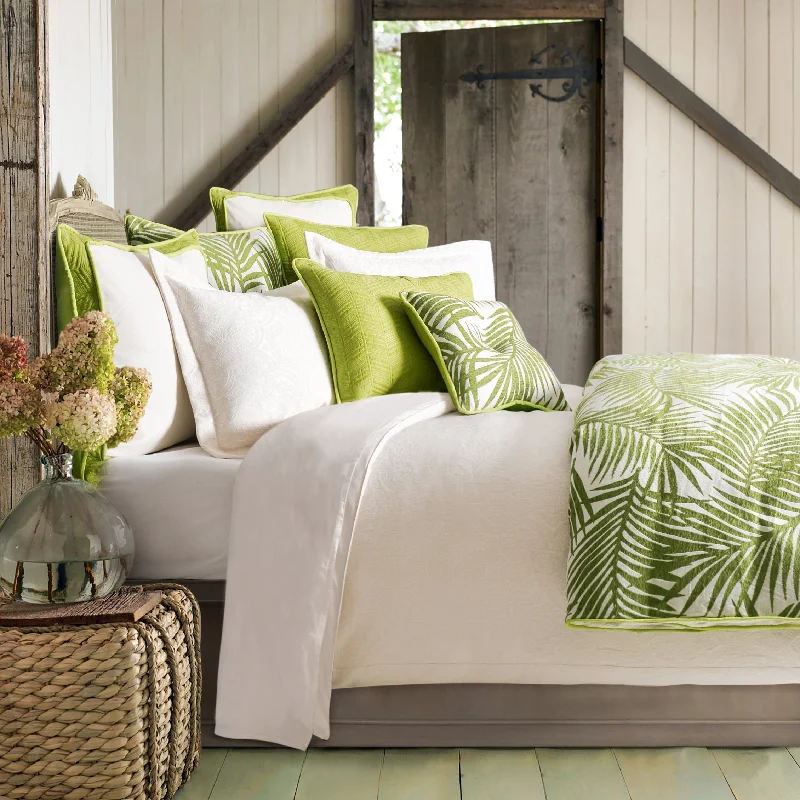 Rayon from bamboo blankets for a silky and breathable feelHiEnd Accents Capri Duvet Cover