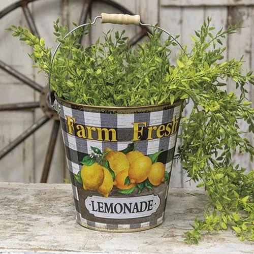 Bed skirts with a shabby - chic styleFarm Fresh Lemonade Bucket