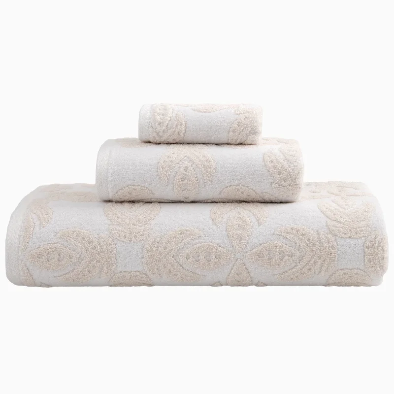 Hypoallergenic Pillows for Allergy SufferersDasati White Bath Towel