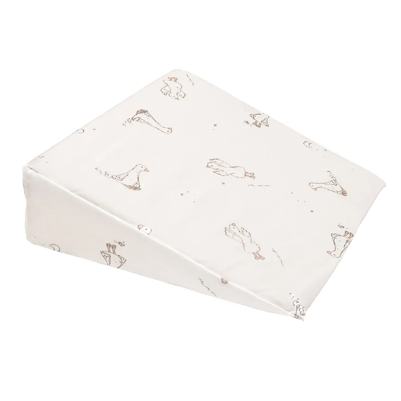 Down Alternative Pillows for Ethical ChoicesWedge pillow - Goose