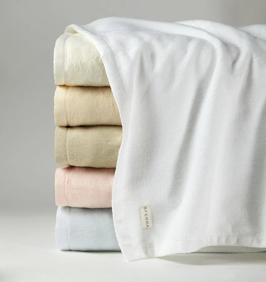 Alpaca wool blankets for a hypoallergenic and warm optionSt. Moritz Blanket
