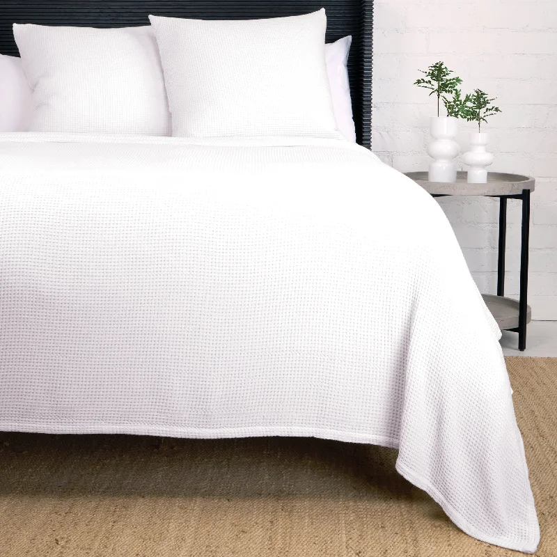 Microfiber blankets that are durable and easy to care forBalboa Blanket