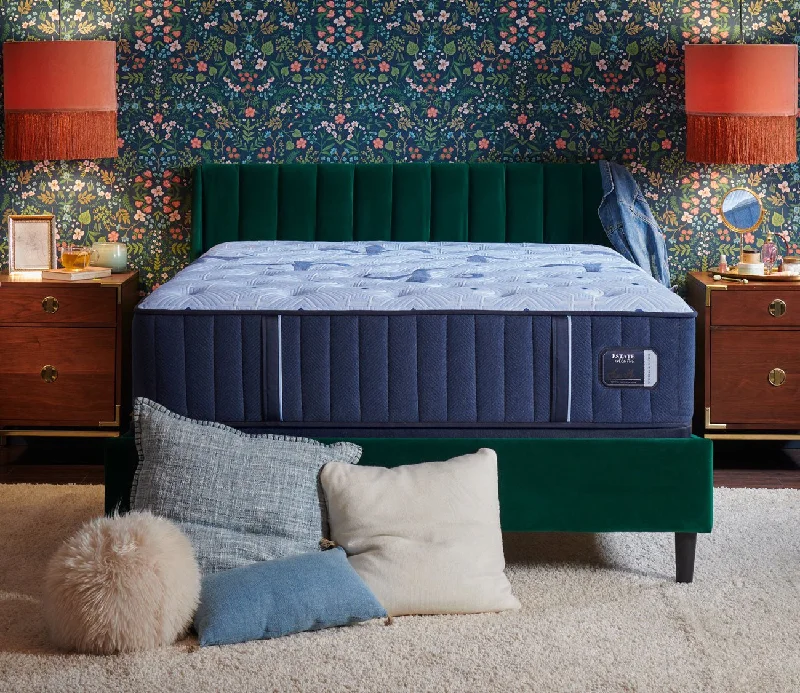 Wool - filled mattresses for natural insulation and moisture - wickingStearns & Foster Estate Plush Mattress Wool - filled mattresses for natural insulation and moisture - wickingStearns & Foster Estate Plush Mattress
