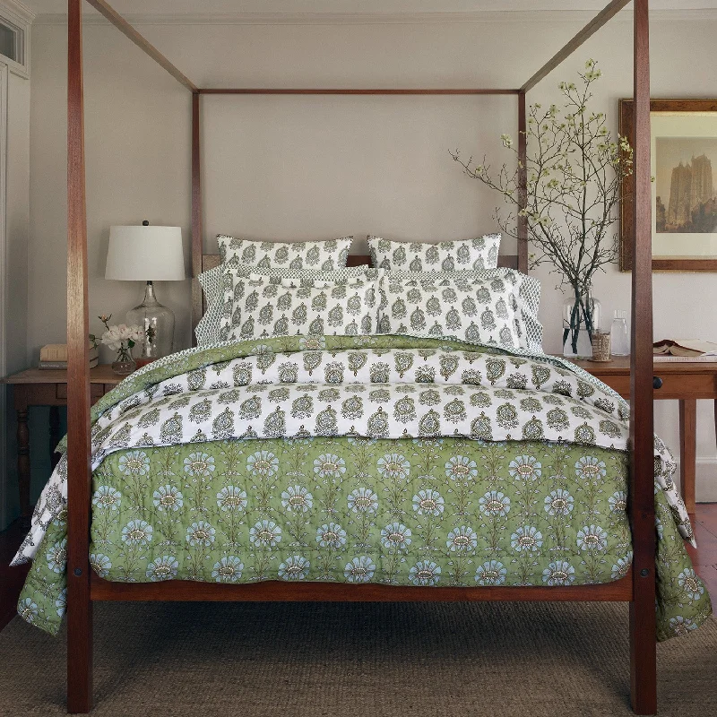 Square Pillows for Modern Home DecorNilay Leaf Organic Duvet