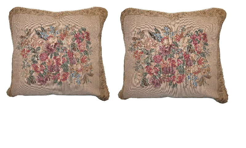 Travel Pillows for Long JourneysDaDa Bedding Set of Two Wildflower Wonderland Throw Pillow Covers w/ Inserts - 2-PCS - 18" Travel Pillows for Long JourneysDaDa Bedding Set of Two Wildflower Wonderland Throw Pillow Covers w/ Inserts - 2-PCS - 18"