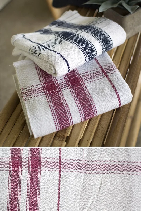 Chenille blankets with a thick and fuzzy textureKalalou NPU1044 Cotton Blanket of Table Cloth ,Red Stripe