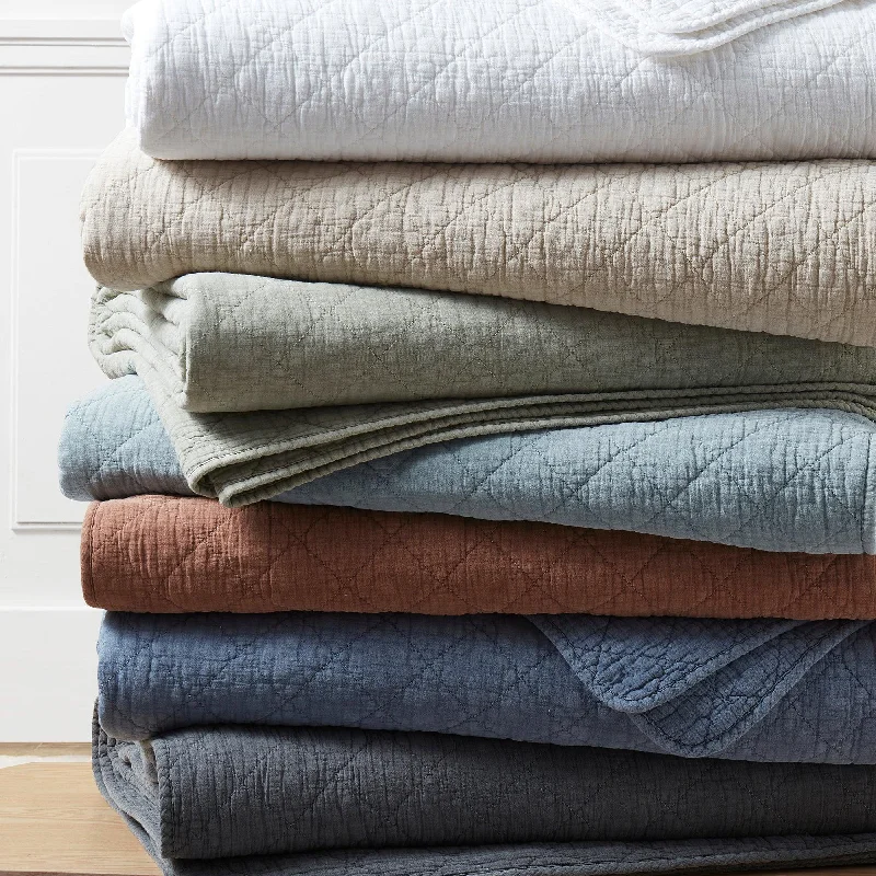 Cashmere blankets for ultimate softness and luxuryCotton Stonewashed Gauze Quilts