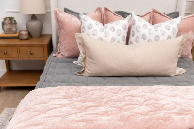 Wool blankets with natural warmth and insulationParker Luxe Blanket