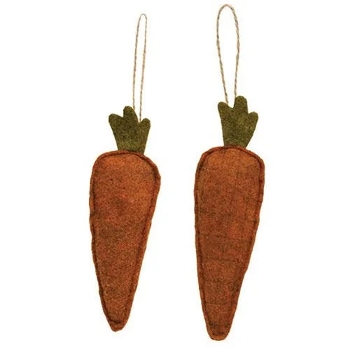 Bed skirts with a paisley print for an exotic feel2/Set Primitive Carrot Ornaments