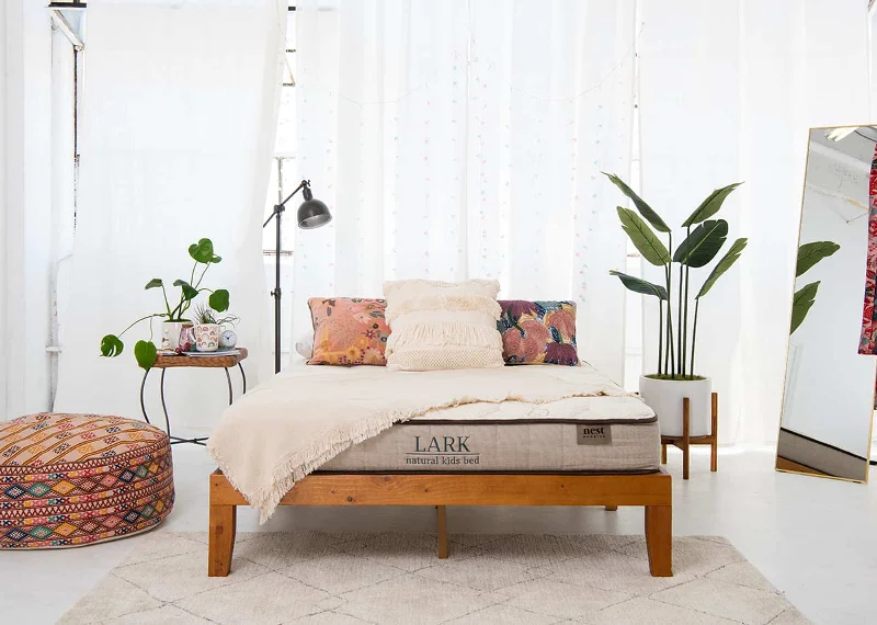 Wool - filled mattresses for natural insulation and moisture - wickingLark Natural Kids Bed