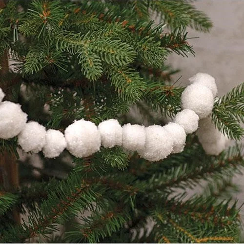 Bed skirts with a mermaid - themed printGlitter Snowball Garland