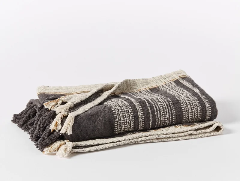 Velvet Pillows for a Touch of EleganceInyo Organic Dobby Throw - Renewed
