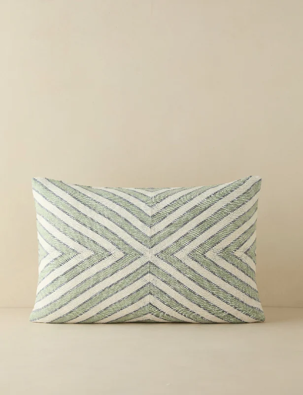 Hypoallergenic Pillows for Allergy SufferersIndrik Linen Pillow