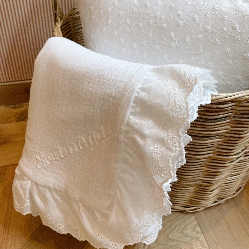 Fleece blankets for a cozy and plush textureBaby blanket - White