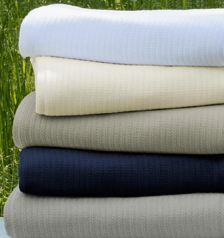 Queen - size blankets for standard - sized bedsHerringbone Weave Cotton Blankets